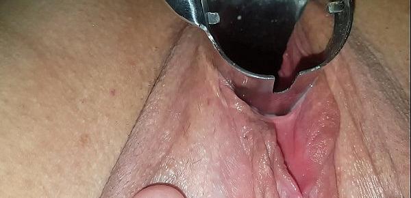  Piss play - fill her up